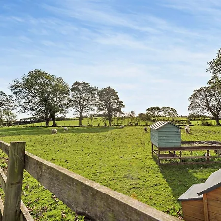 2 Bed In Bassenthwaite 93463 Ireby