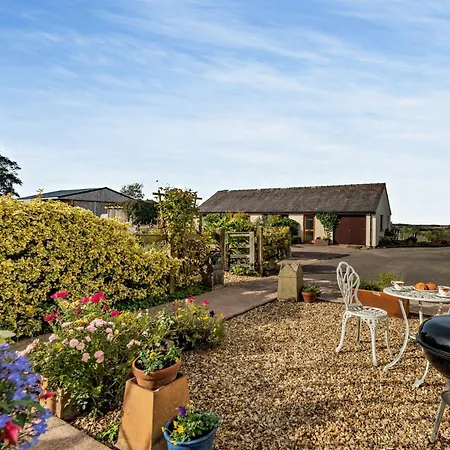 2 Bed In Bassenthwaite 93463 Ireby