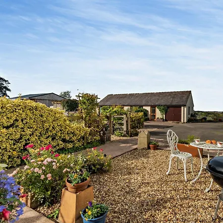 2 Bed In Wigton Oc-93463 *